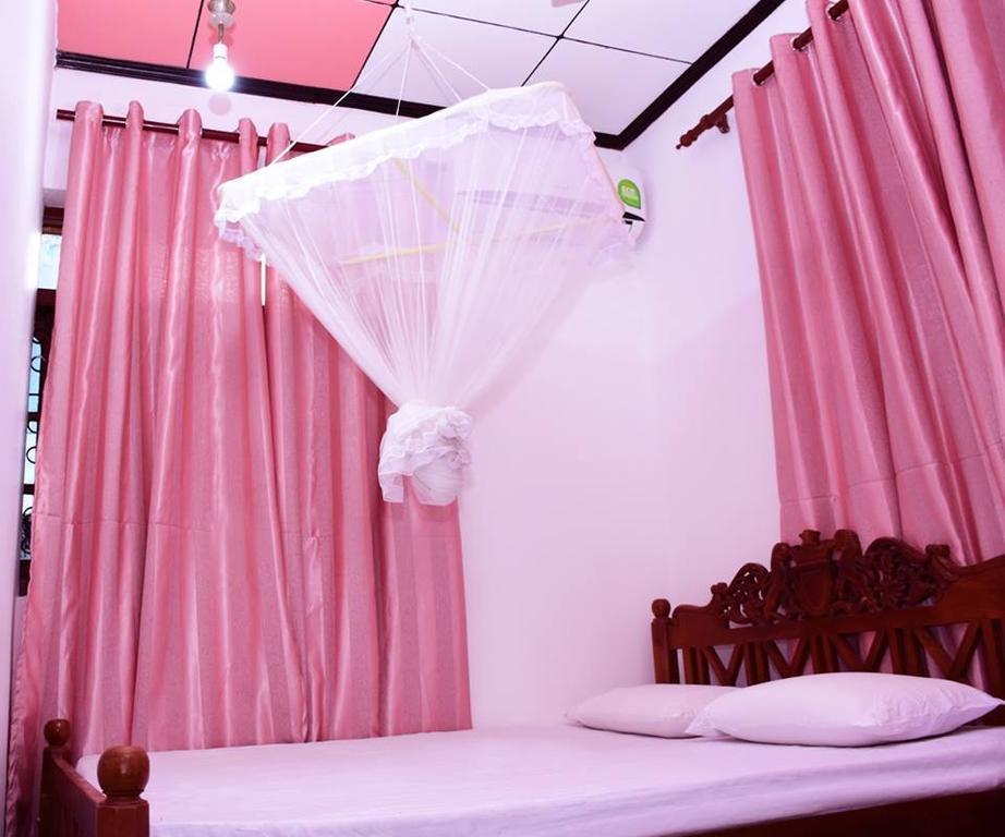Gold Coast Resort Weligama Exterior foto