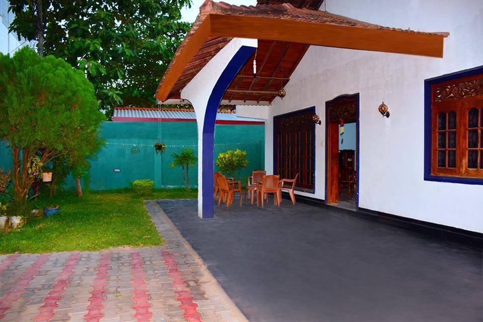 Gold Coast Resort Weligama Exterior foto